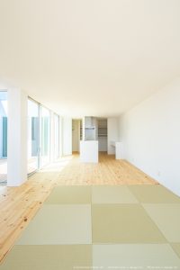 http://simpleinc.jp/blog/wp-content/uploads/2018/11/IMG_8882-Edit-200x300.jpg
