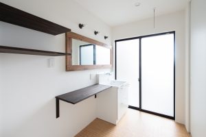 http://simpleinc.jp/blog/wp-content/uploads/2018/11/DSC6906-300x200.jpg