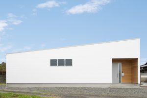 http://simpleinc.jp/blog/wp-content/uploads/2018/12/DSC4330-300x200.jpg
